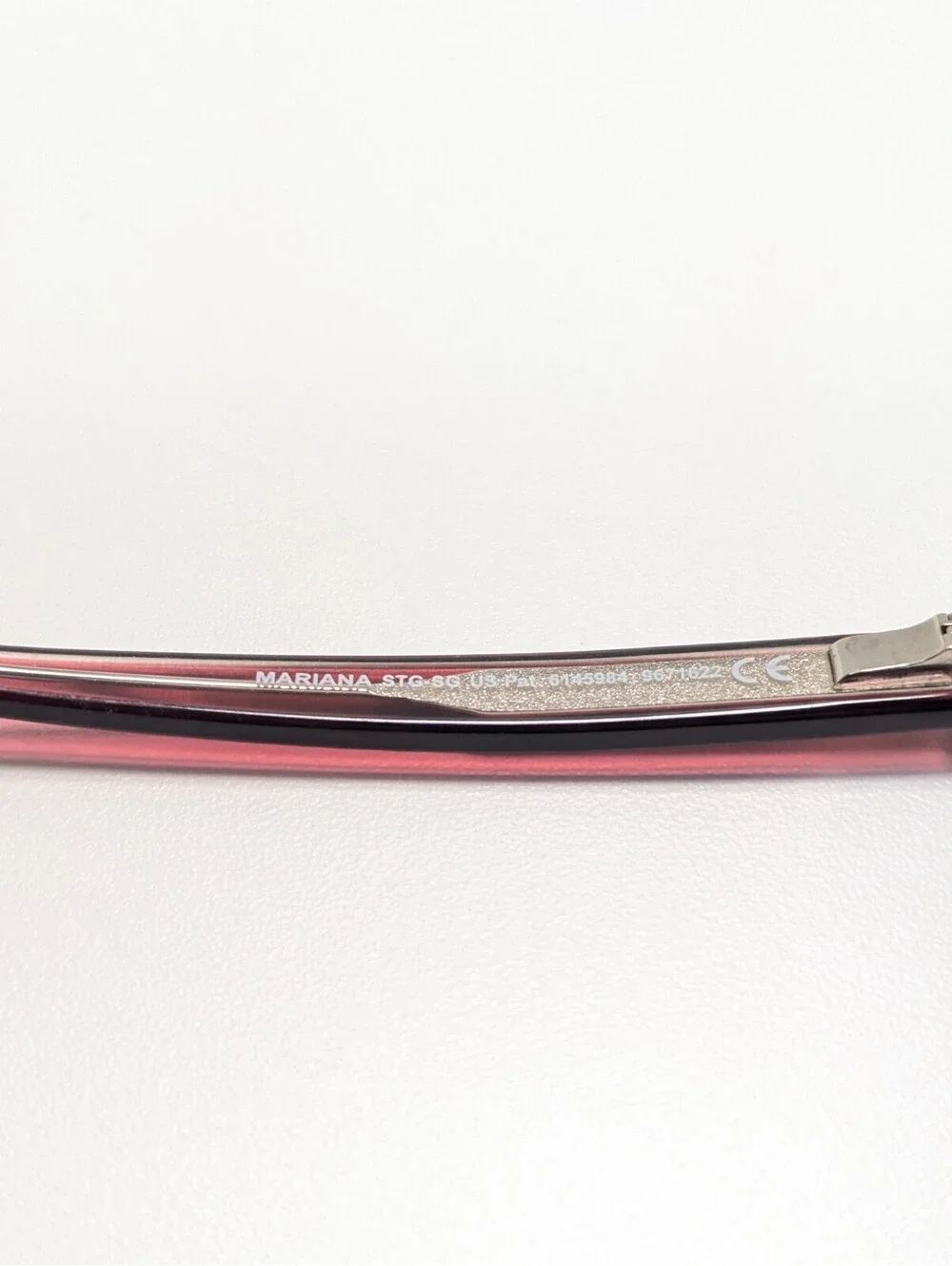 Maui Jim MJ828-520 Mariana Pink Gradient Red Rose Oval Sunglasses 55-18-140